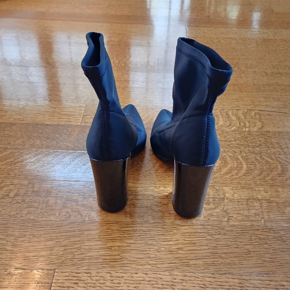 Black Bata Boots, Sz 41/ Size 10 - Block Heel - Picture 14 of 16